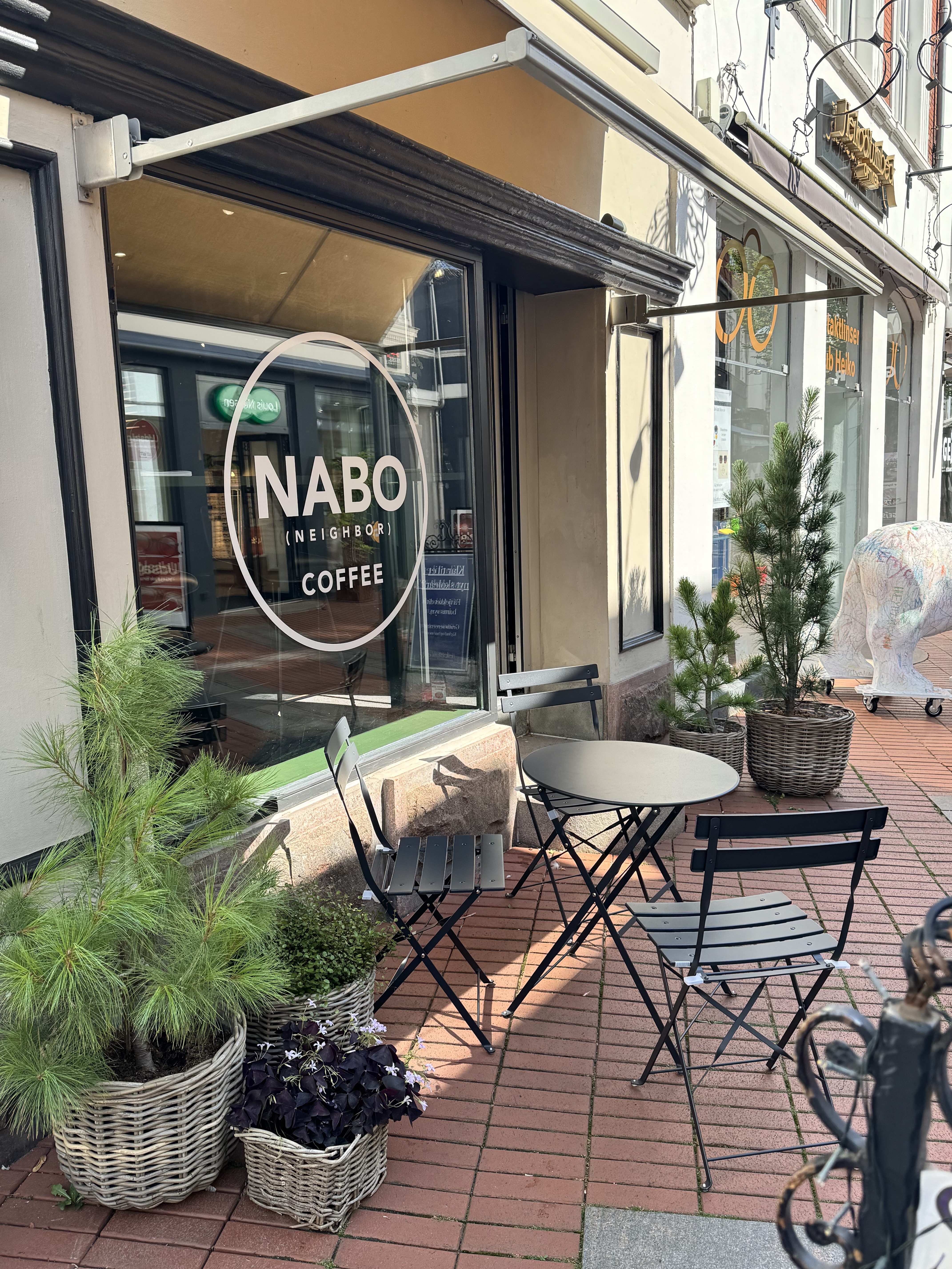 NABO Coffees facade
